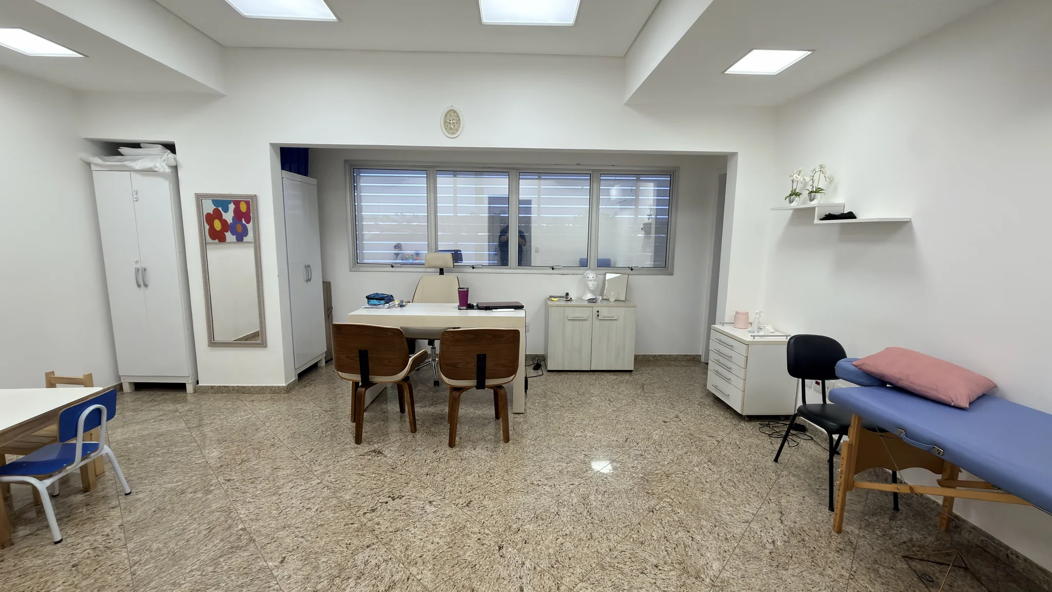 Consultório de avaliação clínica e atendimento especializado